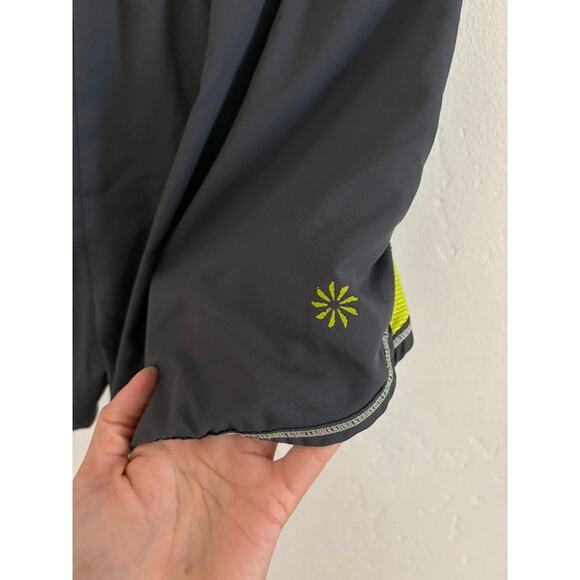 Athleta Shorts Women's Small Gray Green Kick Asphalt Running Pocket Paisley - Picture 6 of 8